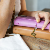Folio Charm -  DAISY